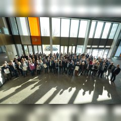 Personen bei Auszeichnung