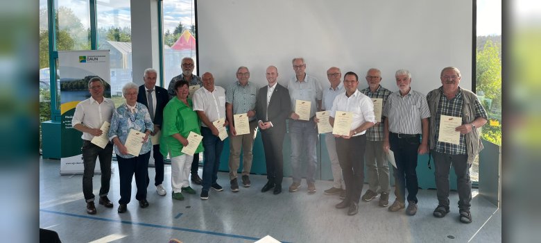 Personen bei Auszeichnung