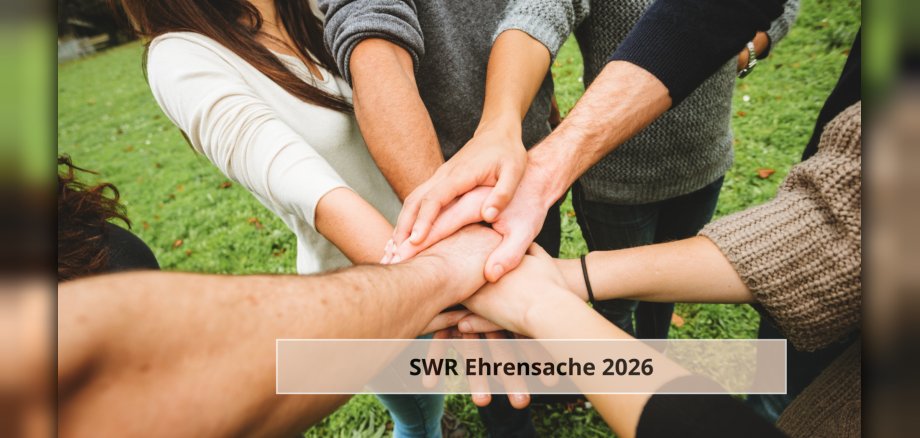 Symbolbild Hände zusammen