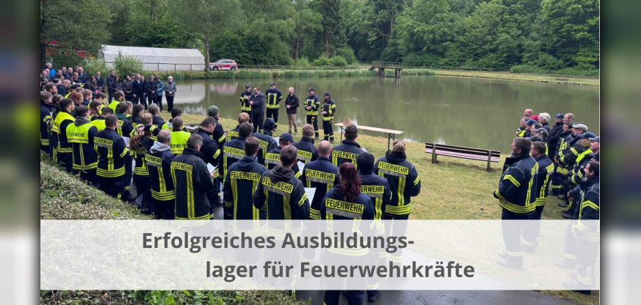 Feuerwehrkräfte am Üdersdorfer Stausee